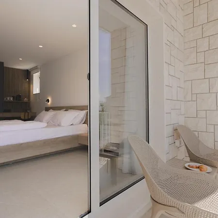 Frühstückspension Miki 4*