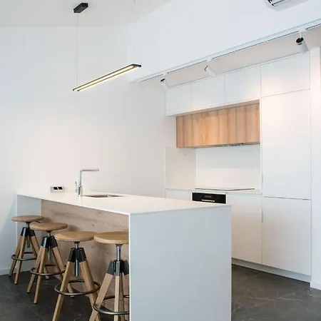 Miki Bed & Breakfast