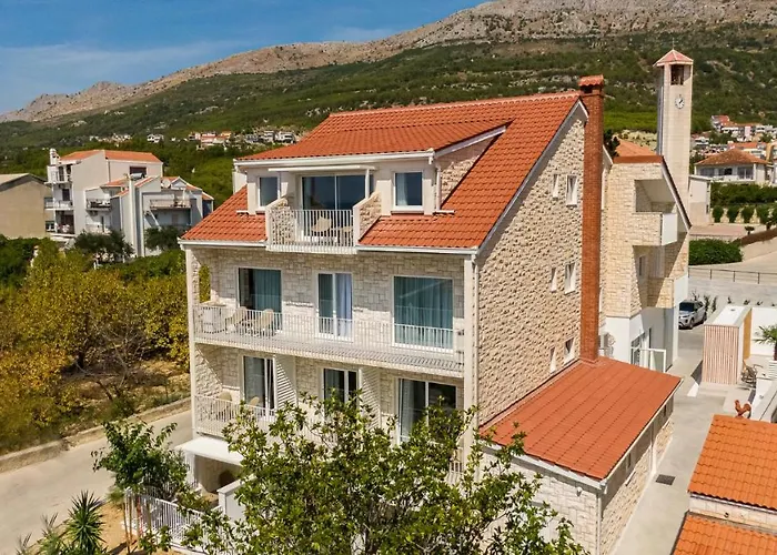 Miki לינה וארוחת בוקר