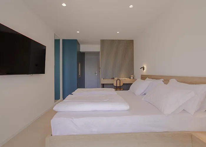 Miki פודסטראנה